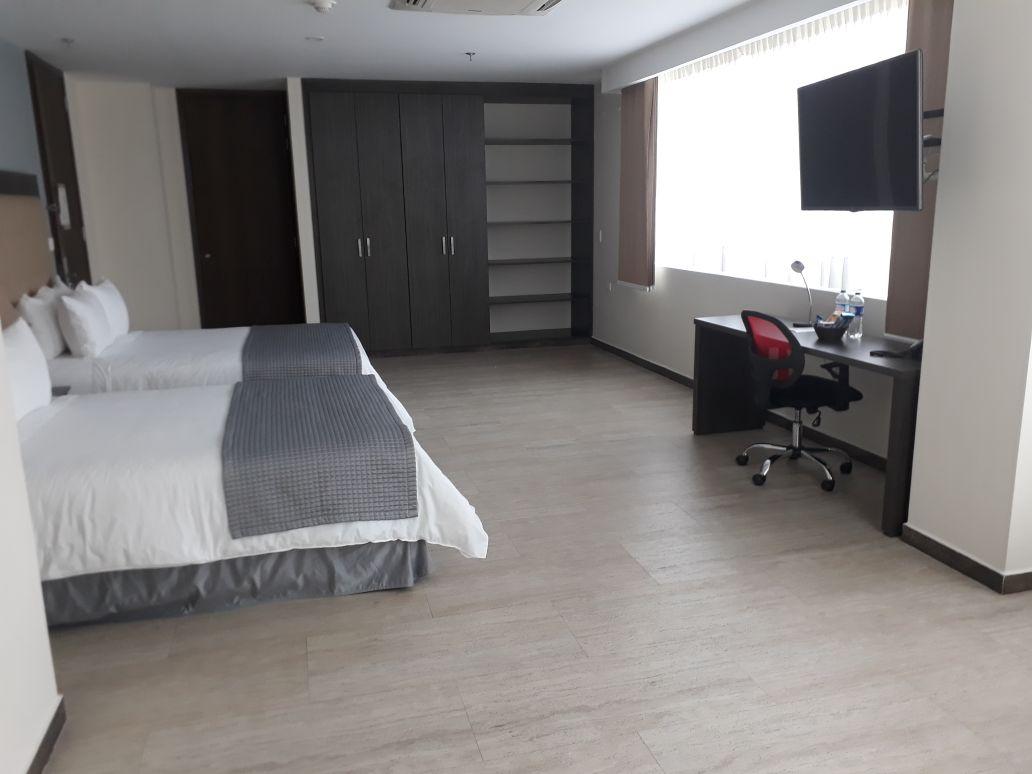 เอชอาร์ โฮเต็ล กูกูตา Hotel ภายนอก รูปภาพ